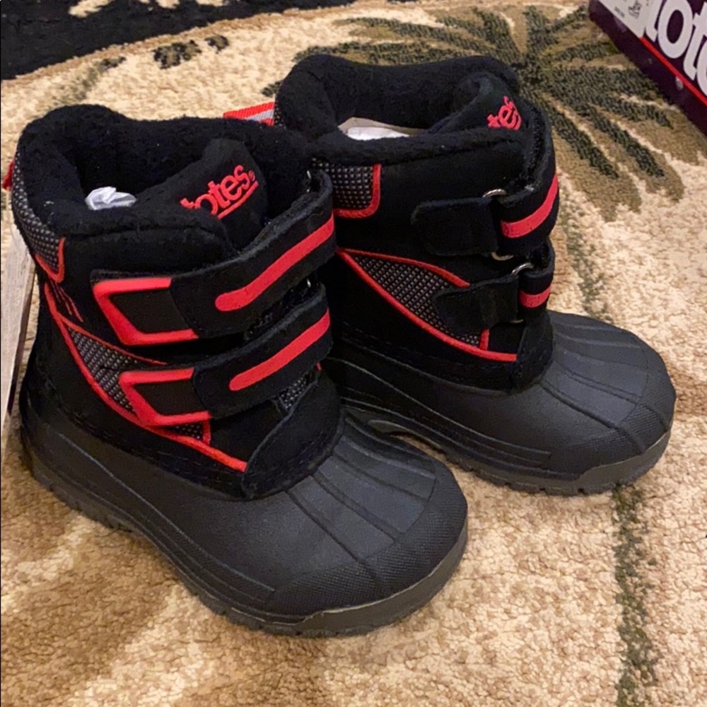 Totes baby boy Lil Jeffrey snow boots 6 medium